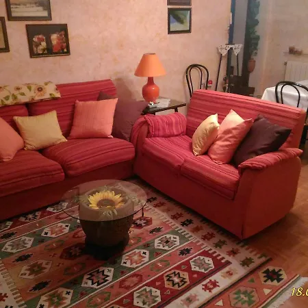 Domus Oleander Bed & Breakfast 3*